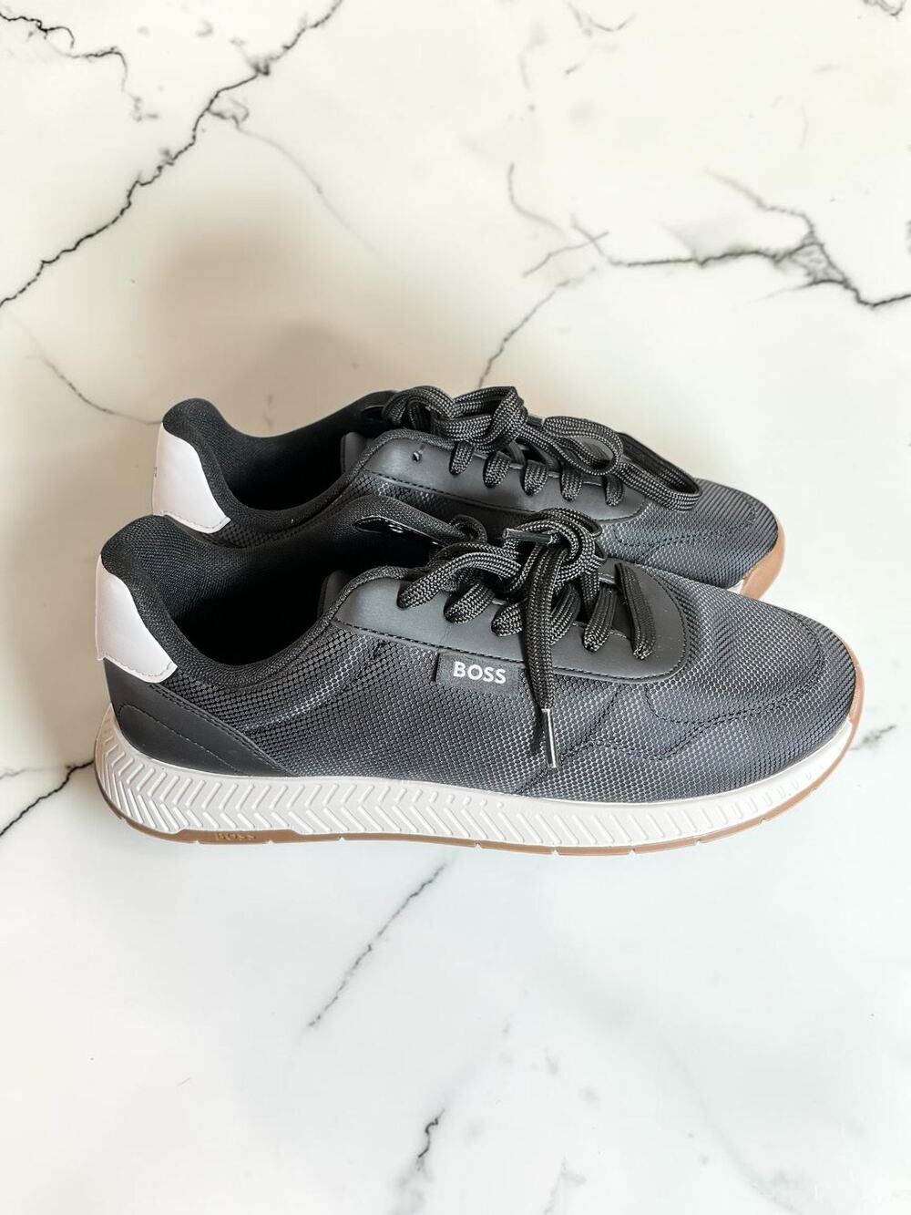 BOSS Hugo Boss Men’s Kieran Sneakers Black White Gum Sole Size US 10